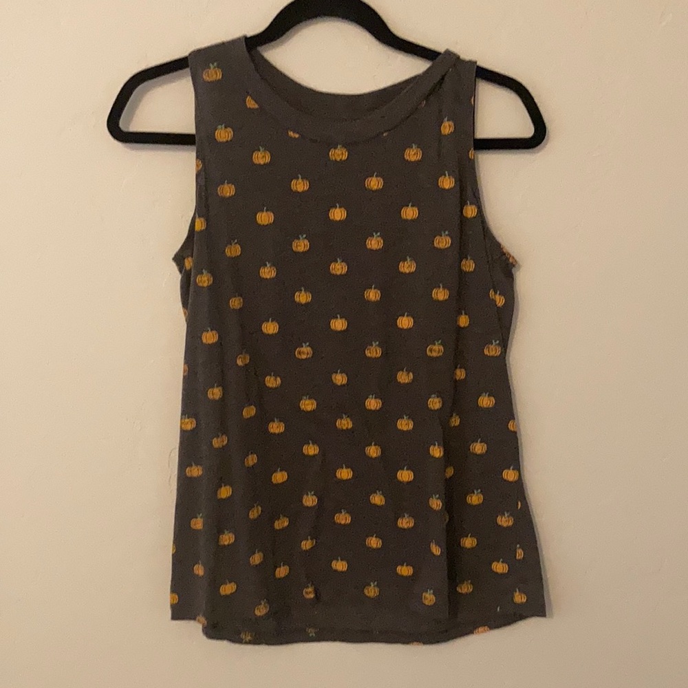 Size small pumpkin tank top